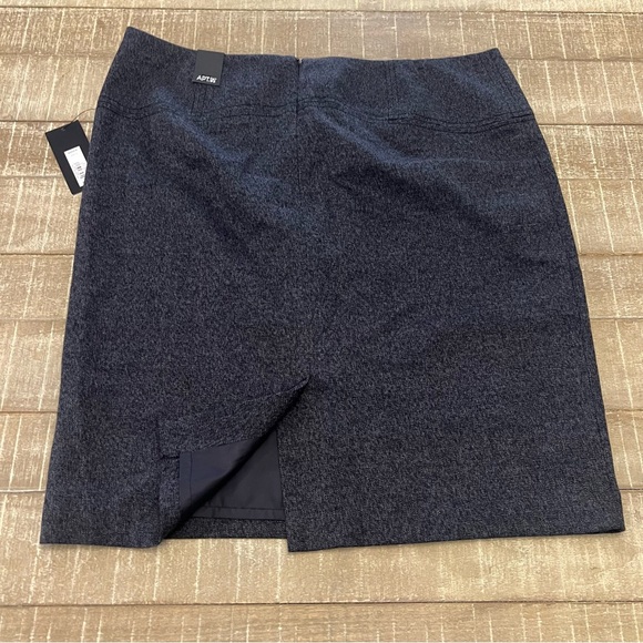 Kohl's Size 14 Pencil Skirt, Gray - Picture 3 of 5